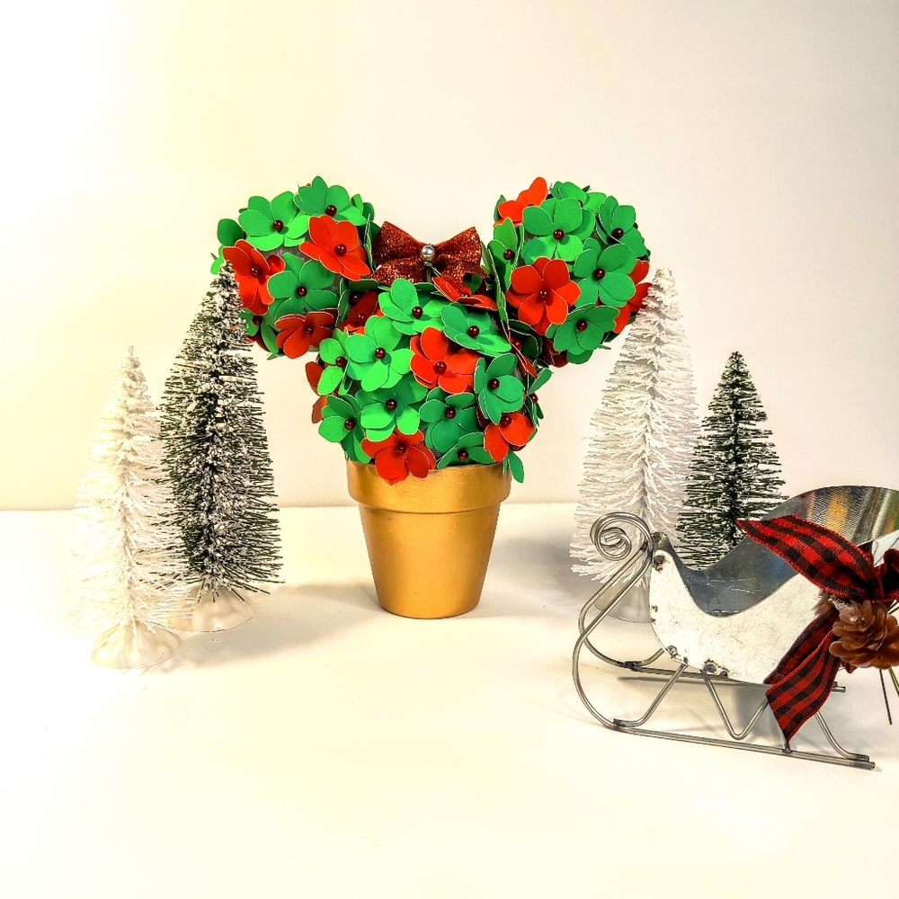 Minnie mouse Christmas mini topiary
